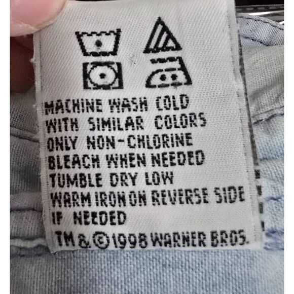 VTG Looney Tunes Embroidered Denim Shirt Mens M Bugs Bunny Daffy Duck Cartoon - Picture 8 of 9